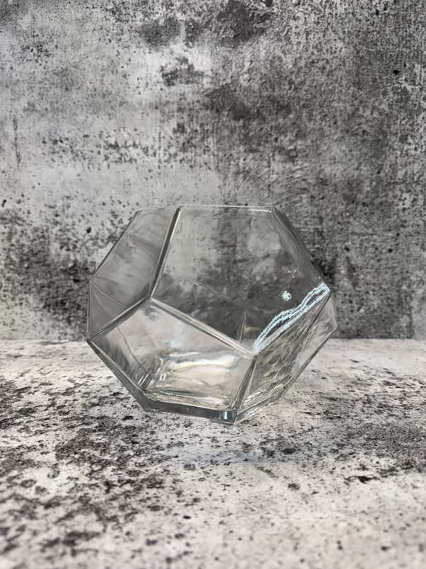 vase hexagone 8x6